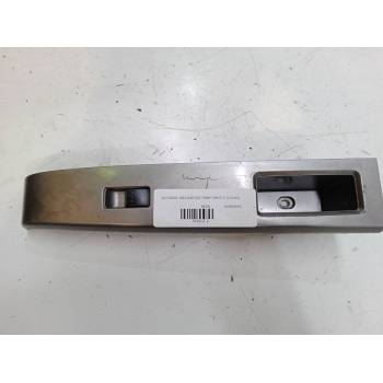 MANDO ELEVALUNAS DELANTERO DERECHO CD8566370 CC65684L1