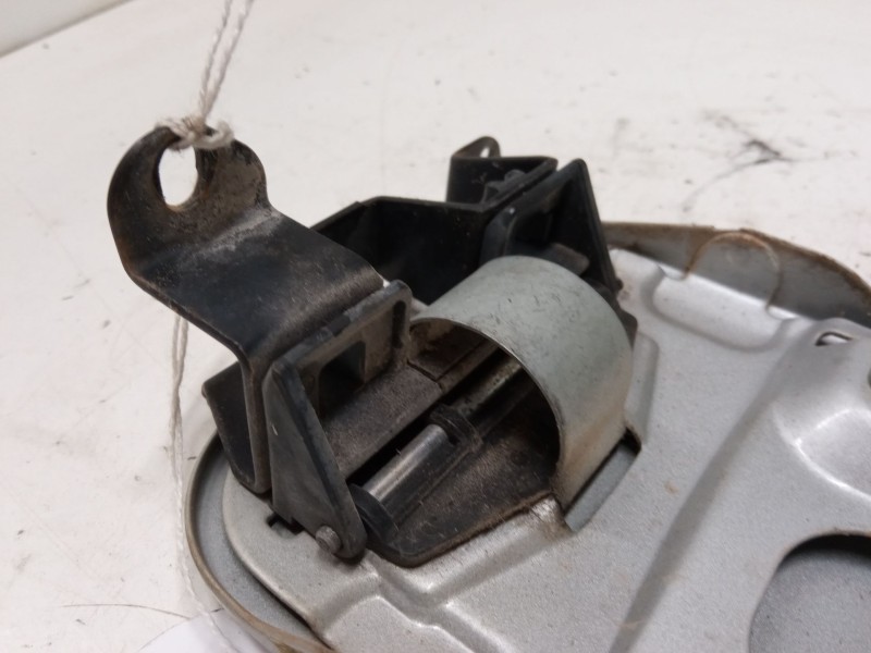 Recambio de tapa exterior combustible para bmw 5 touring (e39) 520 i referencia OEM IAM   