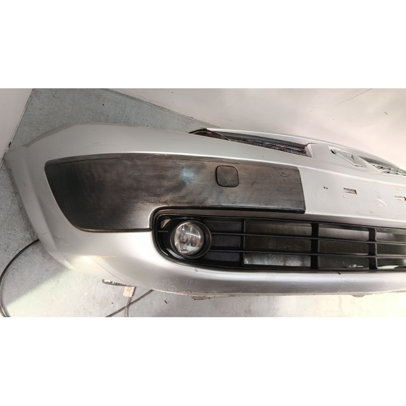 Recambio de paragolpes delantero para renault scénic ii (jm0/1_) 1.5 dci (jm02, jm13) referencia OEM IAM 8200139528  