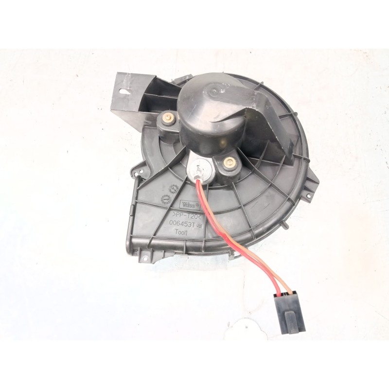 Recambio de motor calefaccion para opel corsa c (x01) 1.2 (f08, f68) referencia OEM IAM   