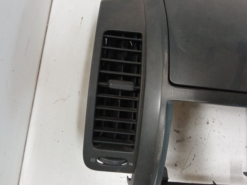 Recambio de consola central superior para nissan note (e11, ne11) 1.4 referencia OEM IAM   