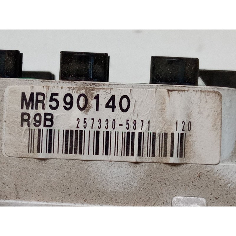 Recambio de cuadro instrumentos para mitsubishi montero sport i (k7_, k9_) 2.5 td (k94w, k74t) referencia OEM IAM MR590140  