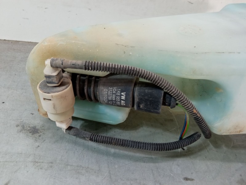 Recambio de deposito limpiaparabrisas para seat ibiza iv sc (6j1, 6p5) 1.2 referencia OEM IAM   