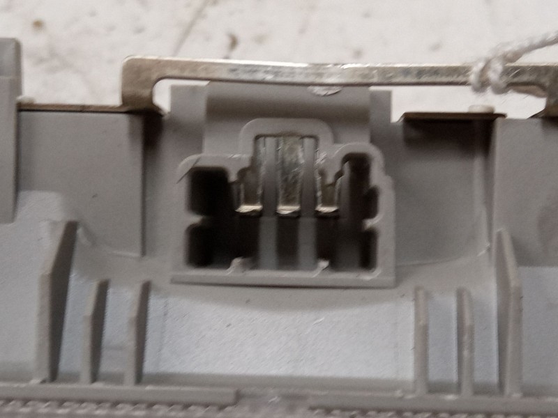 Recambio de luz interior central para toyota yaris (_p13_) 1.5 (nsp131_) referencia OEM IAM   