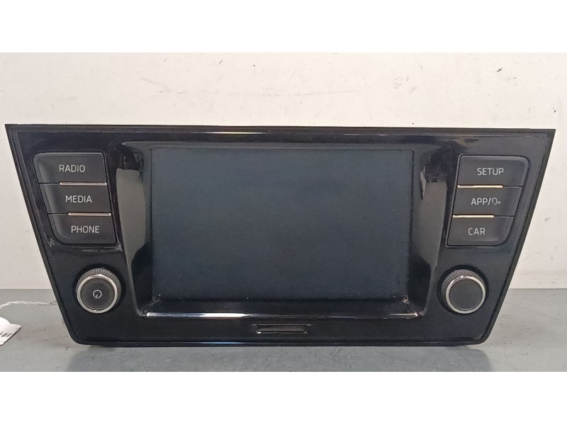 Recambio de pantalla multifuncion para skoda fabia iii (nj3) 1.0 referencia OEM IAM 6V0035871J  