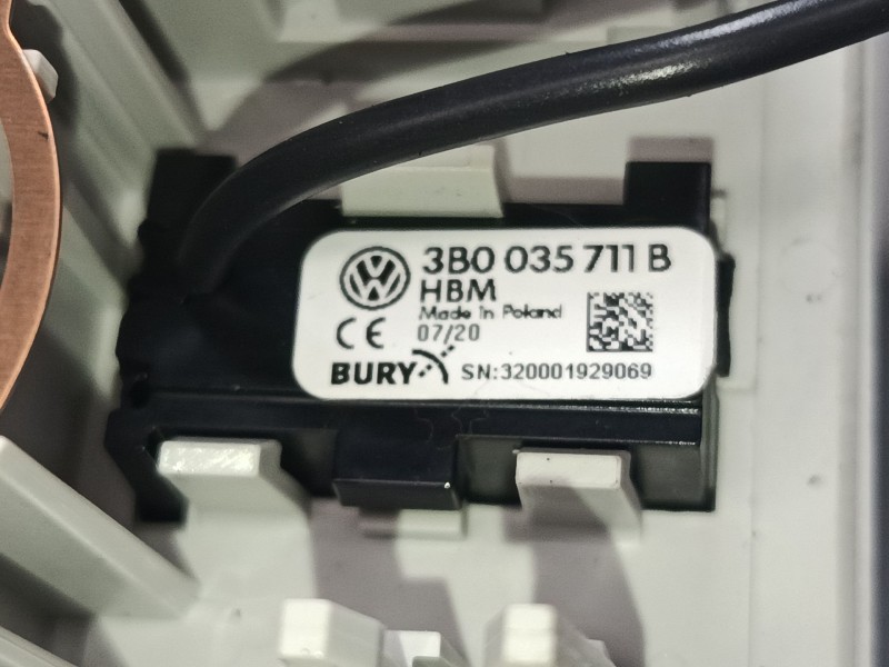 Recambio de luz interior delantera para skoda fabia iii (nj3) 1.0 referencia OEM IAM 3B0947105  