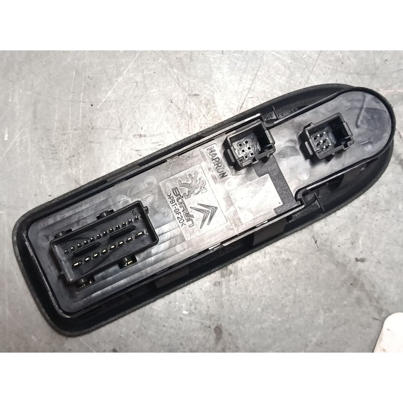 Recambio de mando elevalunas delantero izquierdo para peugeot 308 i (4a_, 4c_) 1.6 hdi referencia OEM IAM 96644915XT  