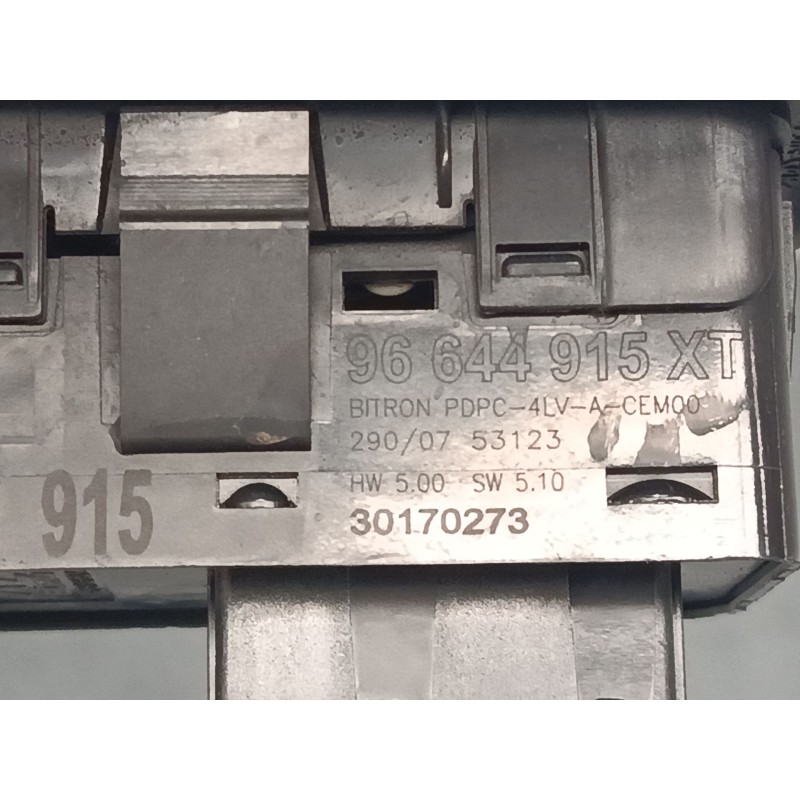 Recambio de mando elevalunas delantero izquierdo para peugeot 308 i (4a_, 4c_) 1.6 hdi referencia OEM IAM 96644915XT  