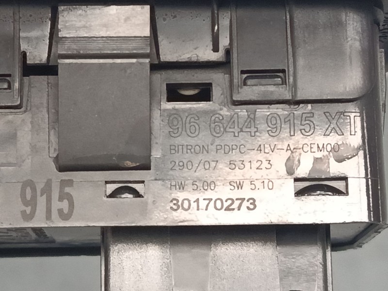 Recambio de mando elevalunas delantero izquierdo para peugeot 308 i (4a_, 4c_) 1.6 hdi referencia OEM IAM 96644915XT  