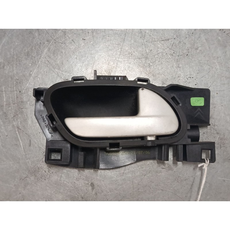 Recambio de maneta interior puerta delantera derecha para peugeot 207/207+ (wa_, wc_) 1.4 16v referencia OEM IAM 96802455VV  