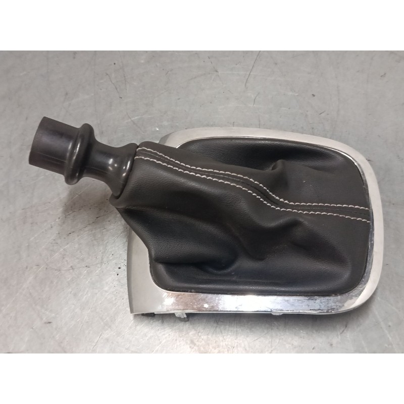 Recambio de pomo palanca cambio para renault megane iii hatchback (bz0/1_, b3_) 1.5 dci (bz1g, bz1w, bz0r) referencia OEM IAM   