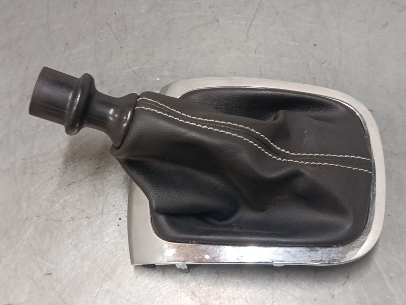 Recambio de pomo palanca cambio para renault megane iii hatchback (bz0/1_, b3_) 1.5 dci (bz1g, bz1w, bz0r) referencia OEM IAM   