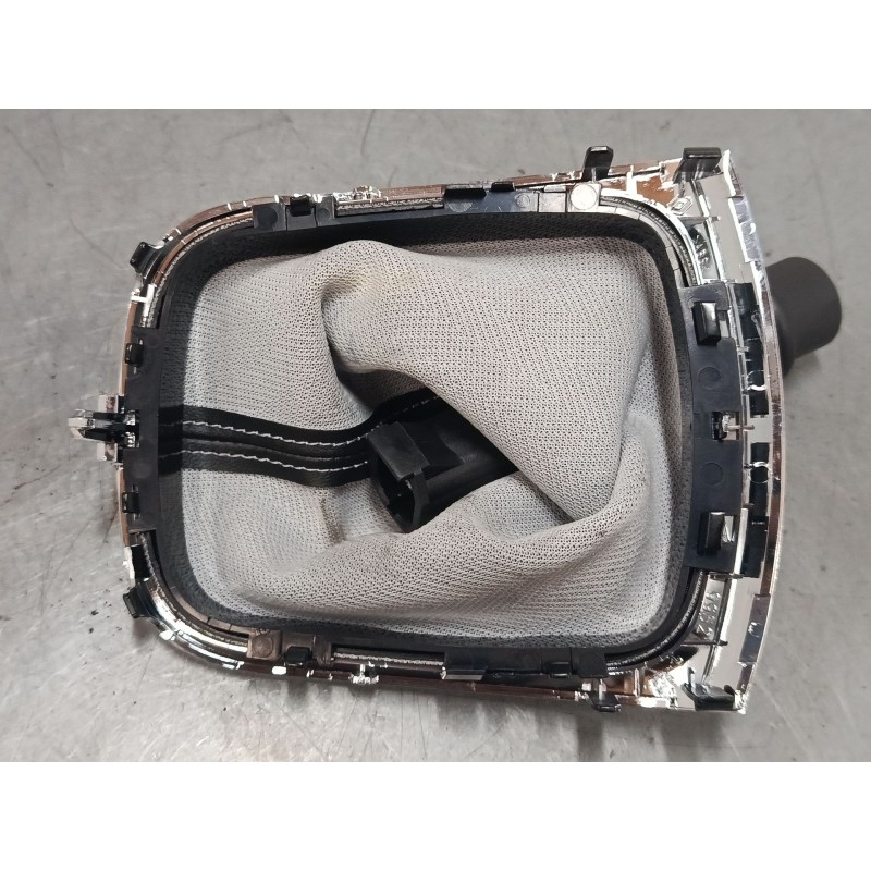 Recambio de pomo palanca cambio para renault megane iii hatchback (bz0/1_, b3_) 1.5 dci (bz1g, bz1w, bz0r) referencia OEM IAM   