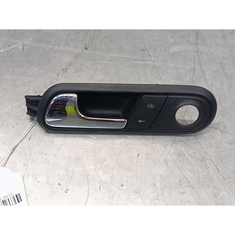 Recambio de maneta interior puerta delantera izquierda para seat ibiza iii (6l1) 1.4 16v referencia OEM IAM   