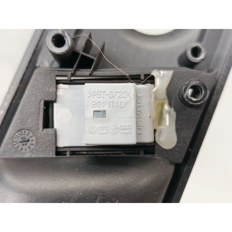 Recambio de maneta interior puerta delantera izquierda para seat ibiza iii (6l1) 1.4 16v referencia OEM IAM   