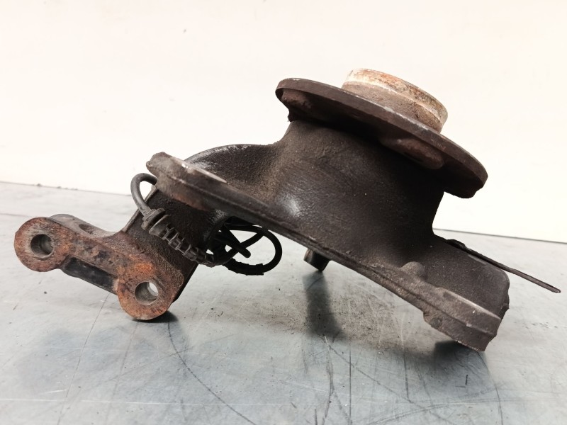 Recambio de mangueta delantera izquierda para renault megane cc (ez0/1_) 1.2 tce (ez16) referencia OEM IAM   