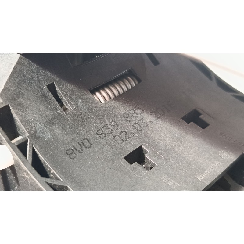 Recambio de maneta exterior puerta trasera derecha para audi a3 (8v1, 8vk) 1.6 tdi referencia OEM IAM 8V0839885  