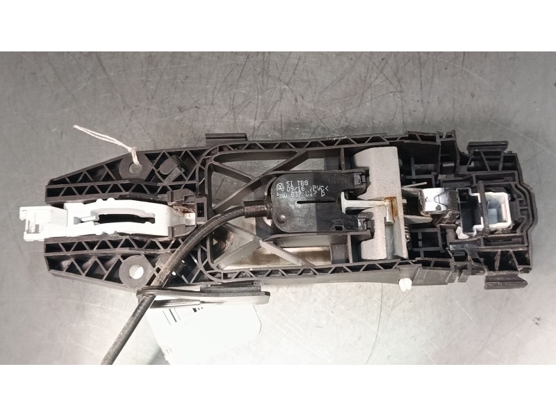 Recambio de maneta exterior puerta trasera derecha para audi a3 (8v1, 8vk) 1.6 tdi referencia OEM IAM 8V0839885  