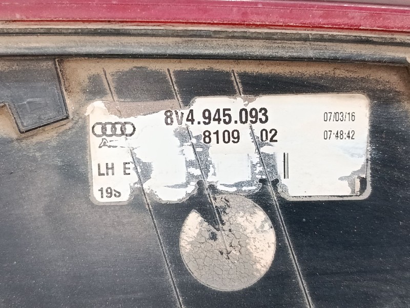 Recambio de piloto trasero porton izquierdo para audi a3 (8v1, 8vk) 1.6 tdi referencia OEM IAM 8V4945093  