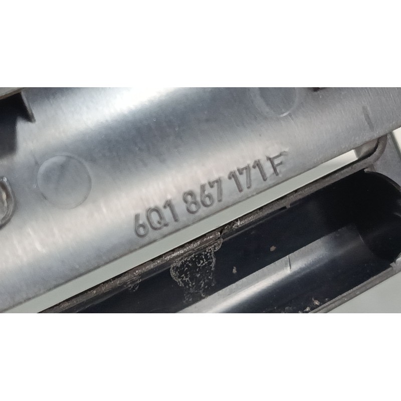 Recambio de mando elevalunas delantero izquierdo para volkswagen polo iv (9n_, 9a_) 1.4 16v referencia OEM IAM 6Q1967171  