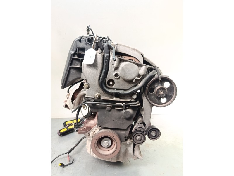 Recambio de motor completo para renault clio ii (bb_, cb_) 1.4 16v (b/cb0p, bb13) referencia OEM IAM   
