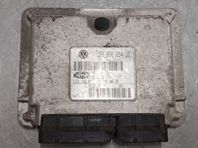 Recambio de centralita motor uce para volkswagen polo iv (9n_, 9a_) 1.4 16v referencia OEM IAM 036906034  