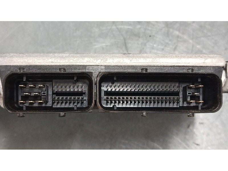 Recambio de centralita motor uce para volkswagen polo iv (9n_, 9a_) 1.4 16v referencia OEM IAM 036906034  