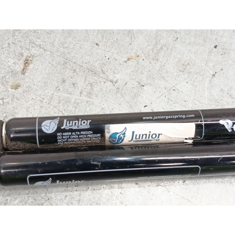 Recambio de amortiguadores malet/porton para volkswagen polo iv (9n_, 9a_) 1.4 16v referencia OEM IAM   