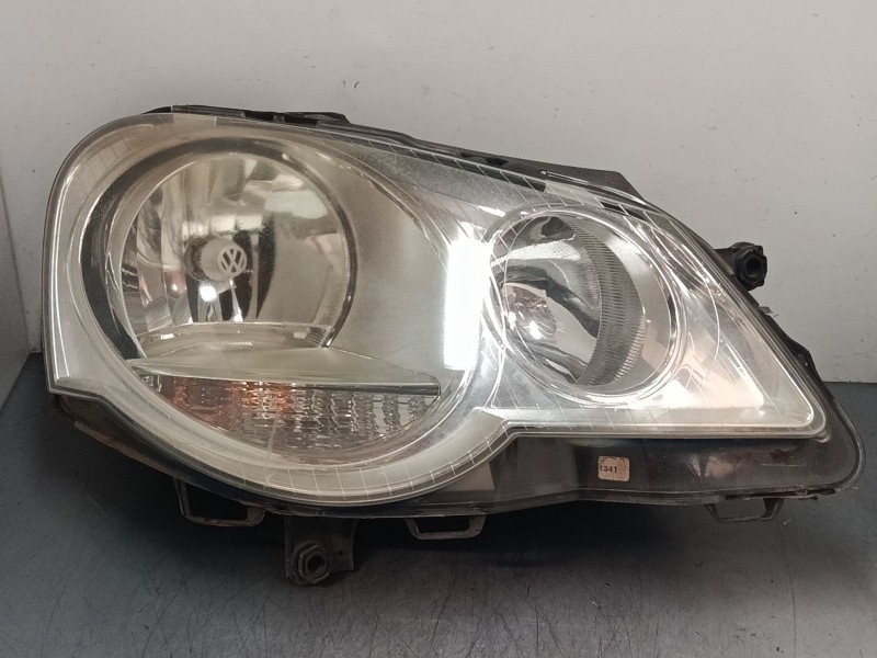 Recambio de faro derecho para volkswagen polo iv (9n_, 9a_) 1.4 16v referencia OEM IAM   