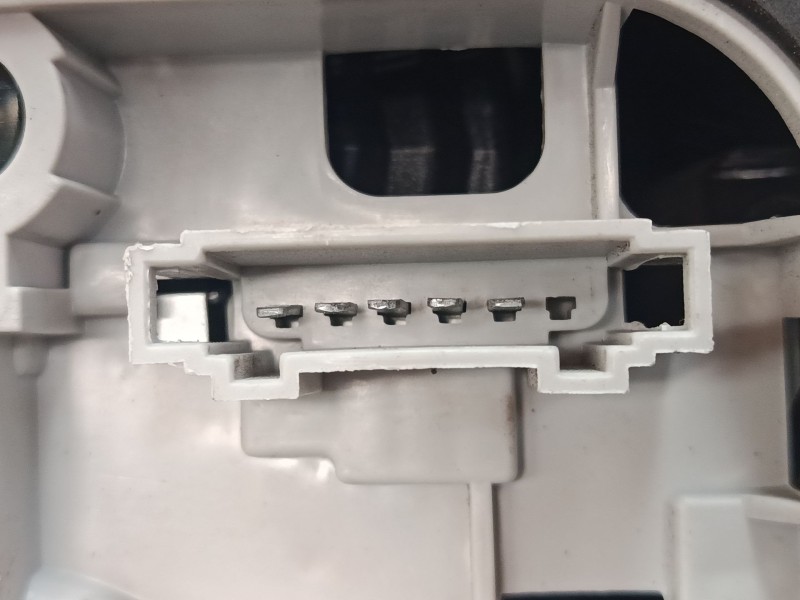 Recambio de piloto trasero derecho para volkswagen polo iv (9n_, 9a_) 1.4 16v referencia OEM IAM   