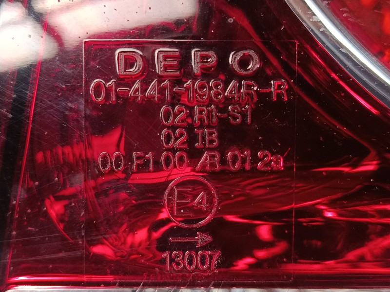 Recambio de piloto trasero derecho para volkswagen polo iv (9n_, 9a_) 1.4 16v referencia OEM IAM   