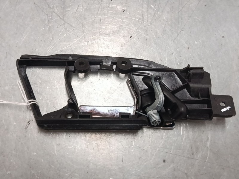 Recambio de maneta interior puerta trasera izquierda para volkswagen polo iv (9n_, 9a_) 1.4 16v referencia OEM IAM   