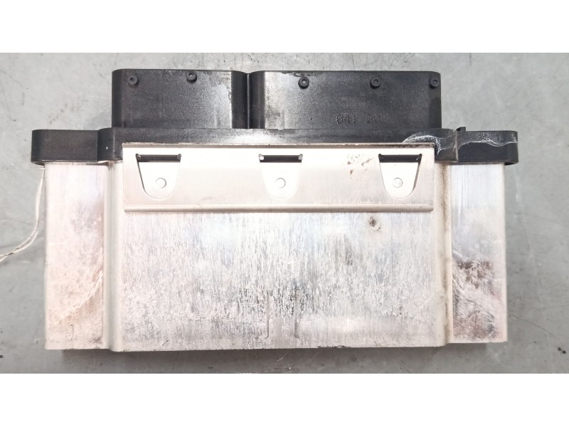 Recambio de centralita motor uce para skoda fabia iii (nj3) 1.0 referencia OEM IAM 04C907309CC 0261S100DE 
