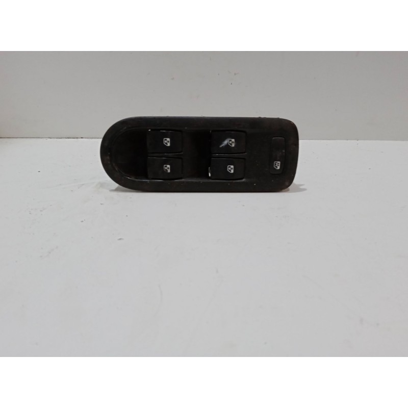 Recambio de mando elevalunas delantero izquierdo para renault megane ii (bm0/1_, cm0/1_) 1.5 dci (bm1f, cm1f) referencia OEM IAM