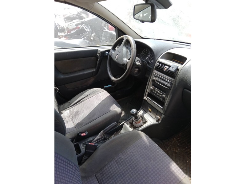 opel astra g hatchback (t98) del año 2003