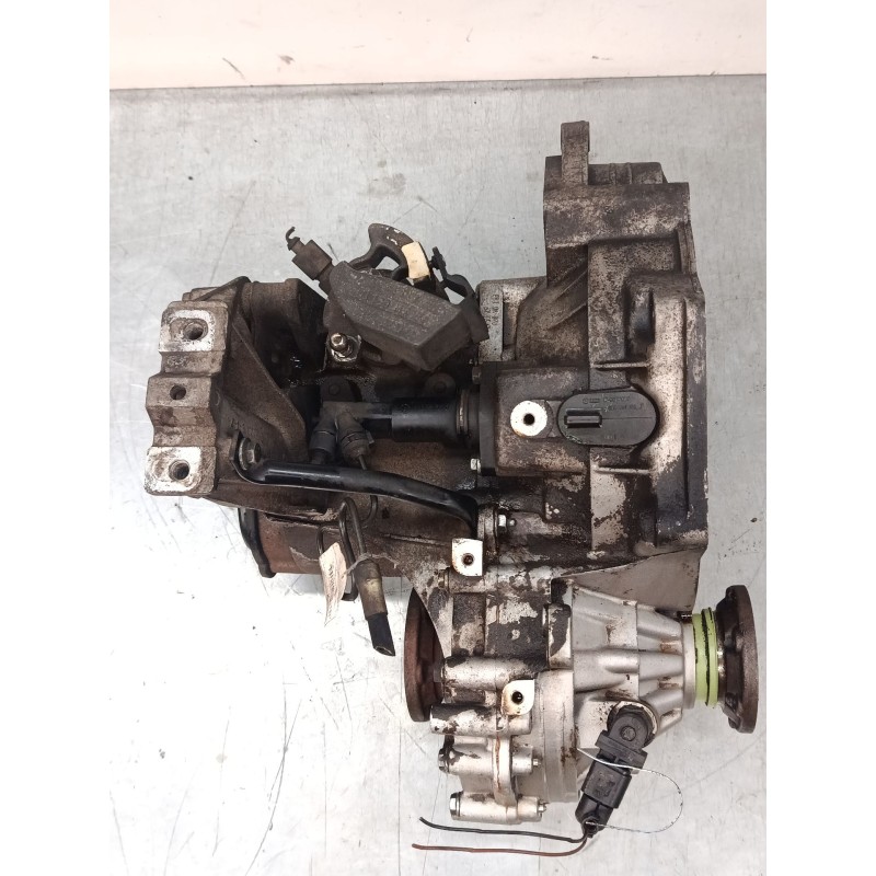 Recambio de caja de cambios manual 5 velocidades para audi a3 (8l1) 1.9 tdi referencia OEM IAM EBI06070 370577 