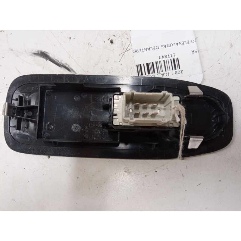 Recambio de mando elevalunas delantero derecho para peugeot 208 i (ca_, cc_) 1.6 hdi / bluehdi 75 referencia OEM IAM   