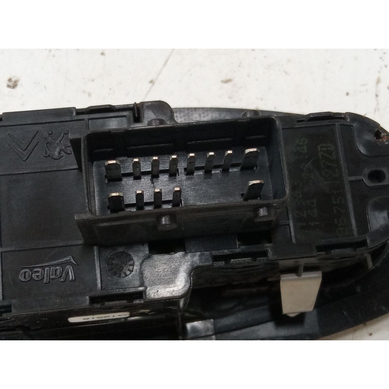 Recambio de mando elevalunas delantero izquierdo para peugeot 208 i (ca_, cc_) 1.6 hdi / bluehdi 75 referencia OEM IAM 96751127 