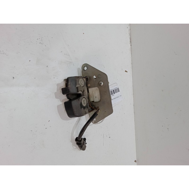 Recambio de cerradura maletero / porton para fiat panda / panda classic (169_) 1.3 d multijet (169.axc1a) referencia OEM IAM   