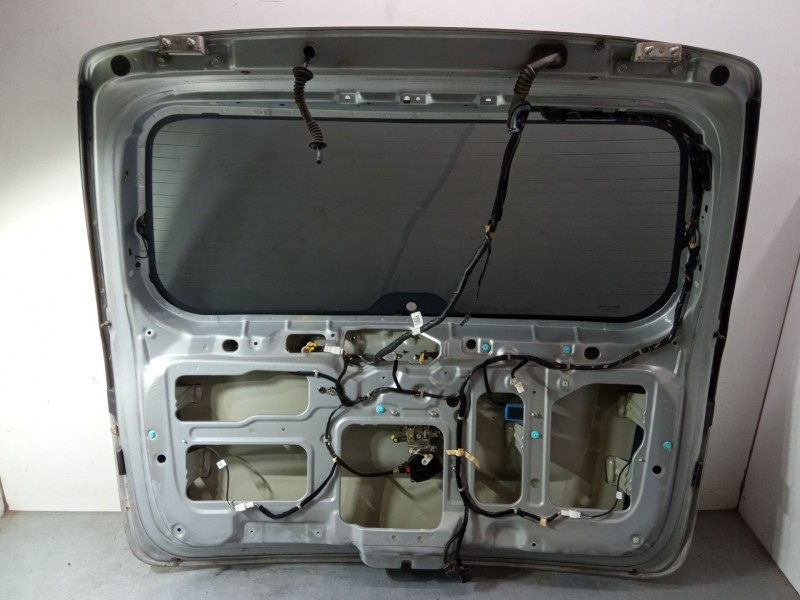 Recambio de porton trasero para kia carnival / grand carnival iii (vq) 2.9 crdi referencia OEM IAM   