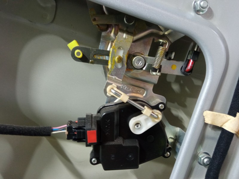 Recambio de porton trasero para kia carnival / grand carnival iii (vq) 2.9 crdi referencia OEM IAM   