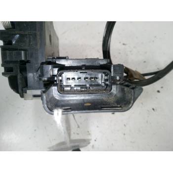 CERRADURA PUERTA DELANTERA DERECHA 