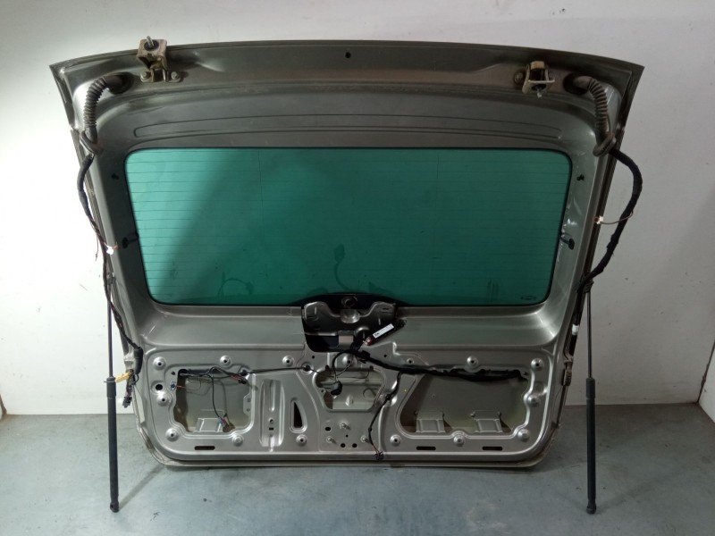 Recambio de porton trasero para skoda rapid spaceback (nh1) 1.0 tsi referencia OEM IAM 3V5035577  