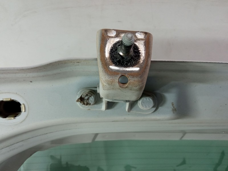 Recambio de porton trasero para citroën c3 ii (sc_) 1.0 vti 68 referencia OEM IAM   