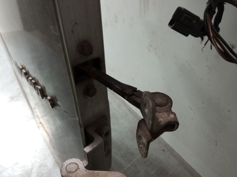 Recambio de porton trasero derecho para fiat doblo furgoneta/monovolumen (223_) 1.3 d multijet referencia OEM IAM   