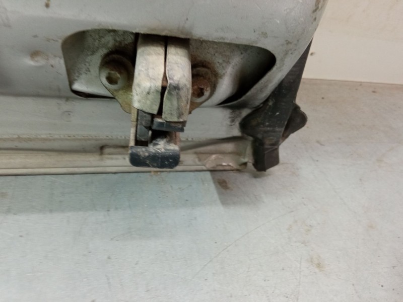 Recambio de porton trasero derecho para fiat doblo furgoneta/monovolumen (223_) 1.3 d multijet referencia OEM IAM   