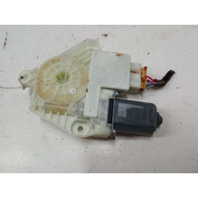Recambio de motor elevaluna delantero derecho para skoda rapid spaceback (nh1) 1.0 tsi referencia OEM IAM 5JA959812K  