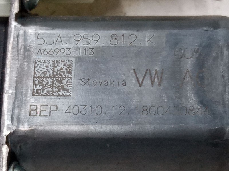 Recambio de motor elevaluna delantero derecho para skoda rapid spaceback (nh1) 1.0 tsi referencia OEM IAM 5JA959812K  