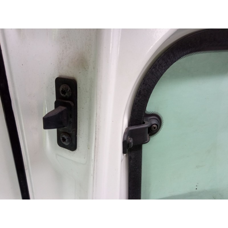 Recambio de puerta lateral corredera derecha para fiat doblo caja/chasis (263_) 1.3 d multijet referencia OEM IAM sin cerradura 