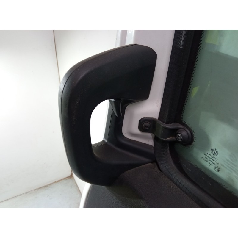 Recambio de puerta lateral corredera derecha para fiat doblo caja/chasis (263_) 1.3 d multijet referencia OEM IAM sin cerradura 
